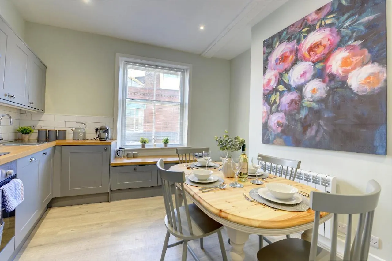 The Nook - A Modern 2 Bedroom Loft With Parking Ρίπον 0*,