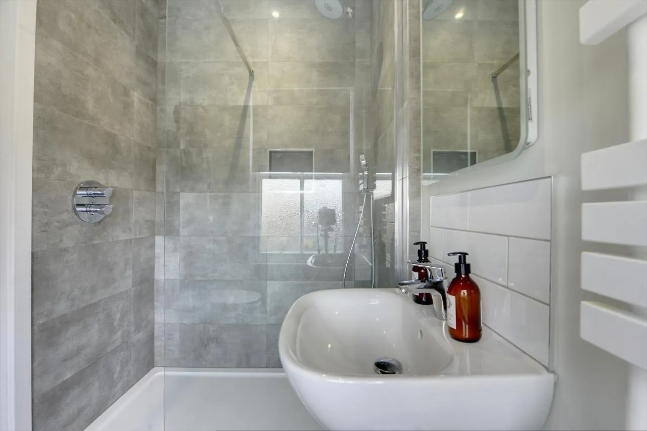 The Nook - A Modern 2 Bedroom Loft With Parking Ρίπον 0*,  Ηνωμένο Βασίλειο