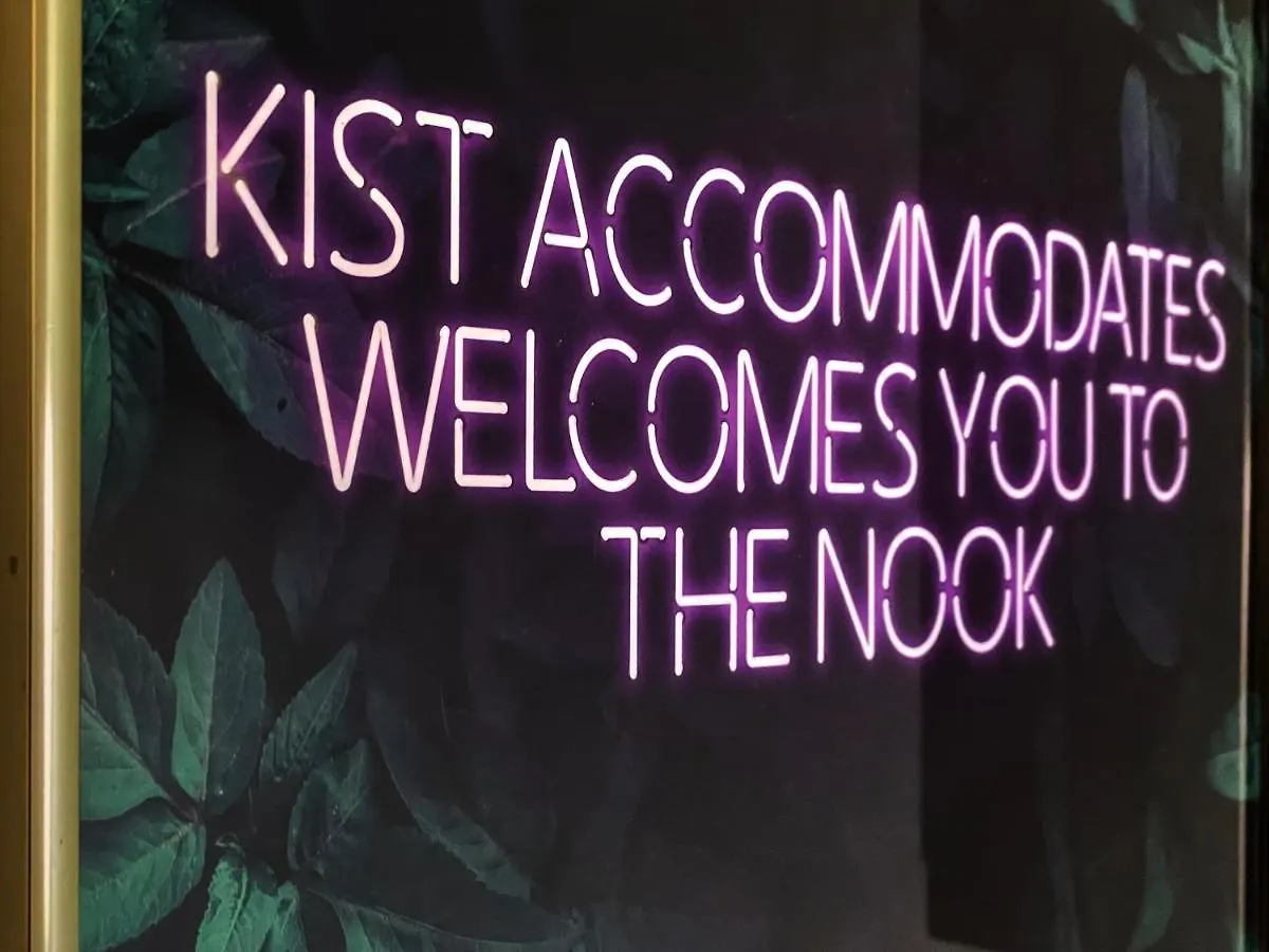 The Nook - A Modern 2 Bedroom Loft With Parking Ρίπον